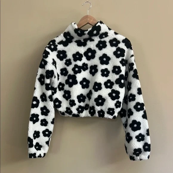 HYFVE Black and White Floral Short Push Jacket - Picture 4 of 9